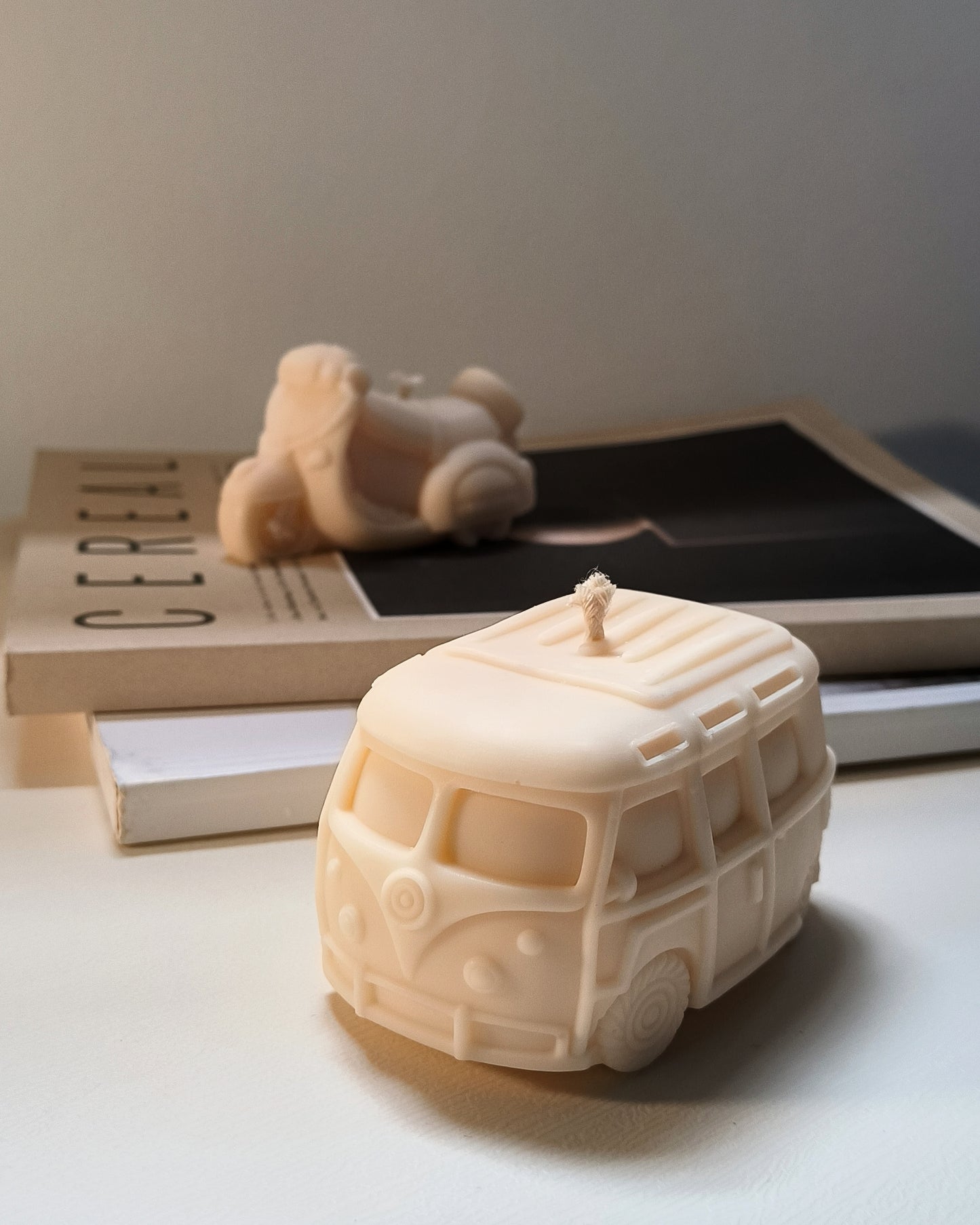 Kombi Vintage Camper Van Candle