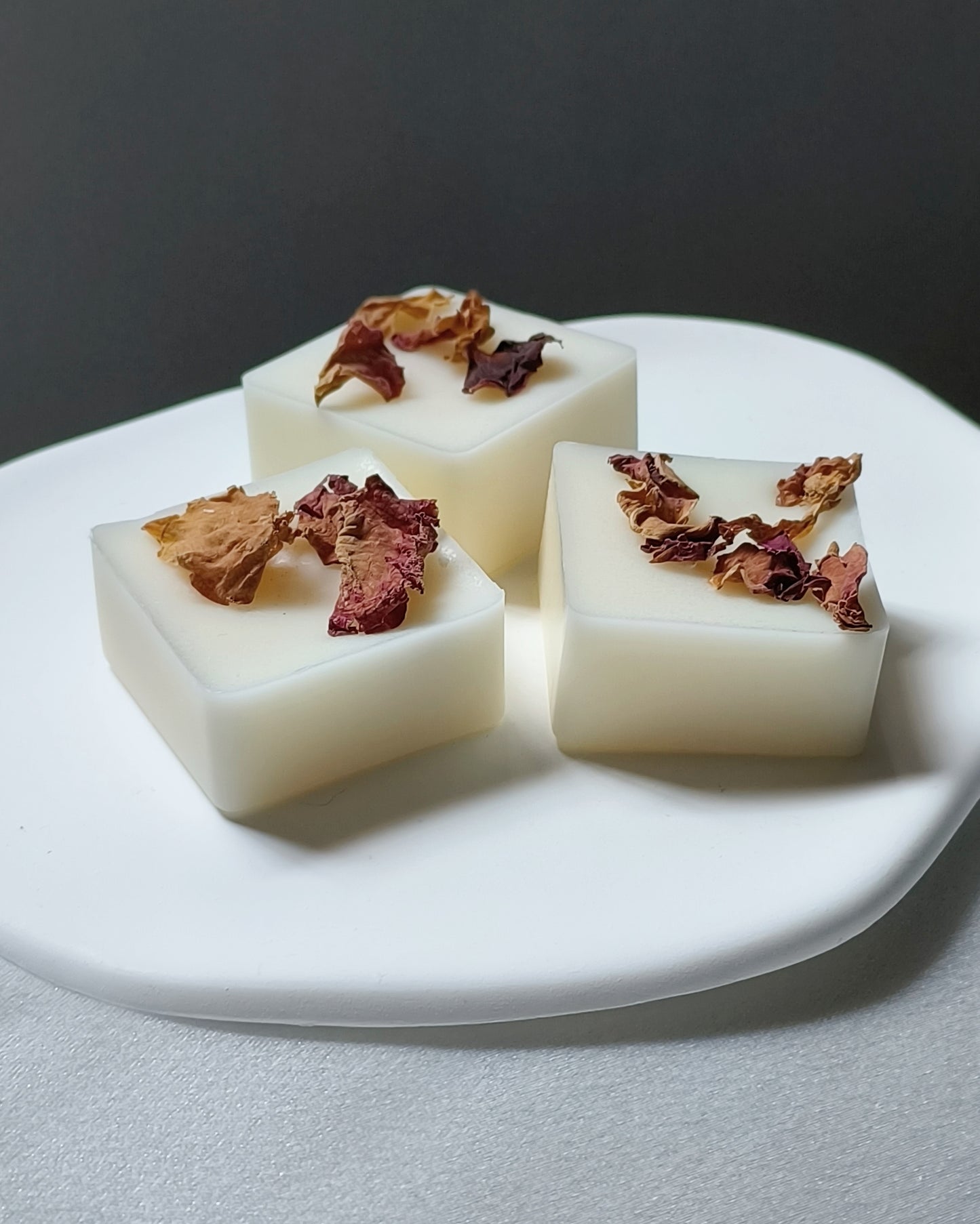 6 English Rose Scented Botanical Soy Wax Melts